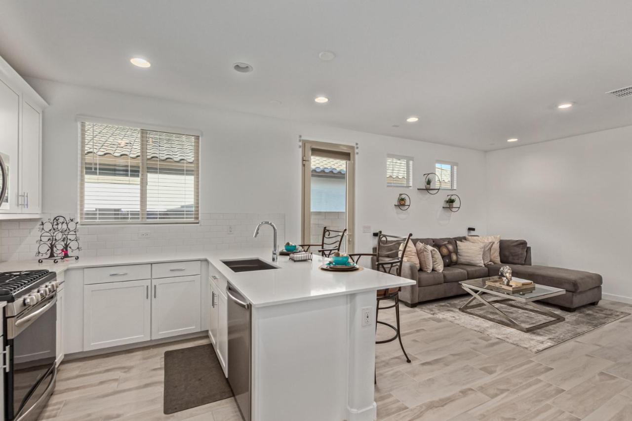 At Your Service - Modern Amenities, Urban Location, Sophisticated Style Φοίνιξ Εξωτερικό φωτογραφία