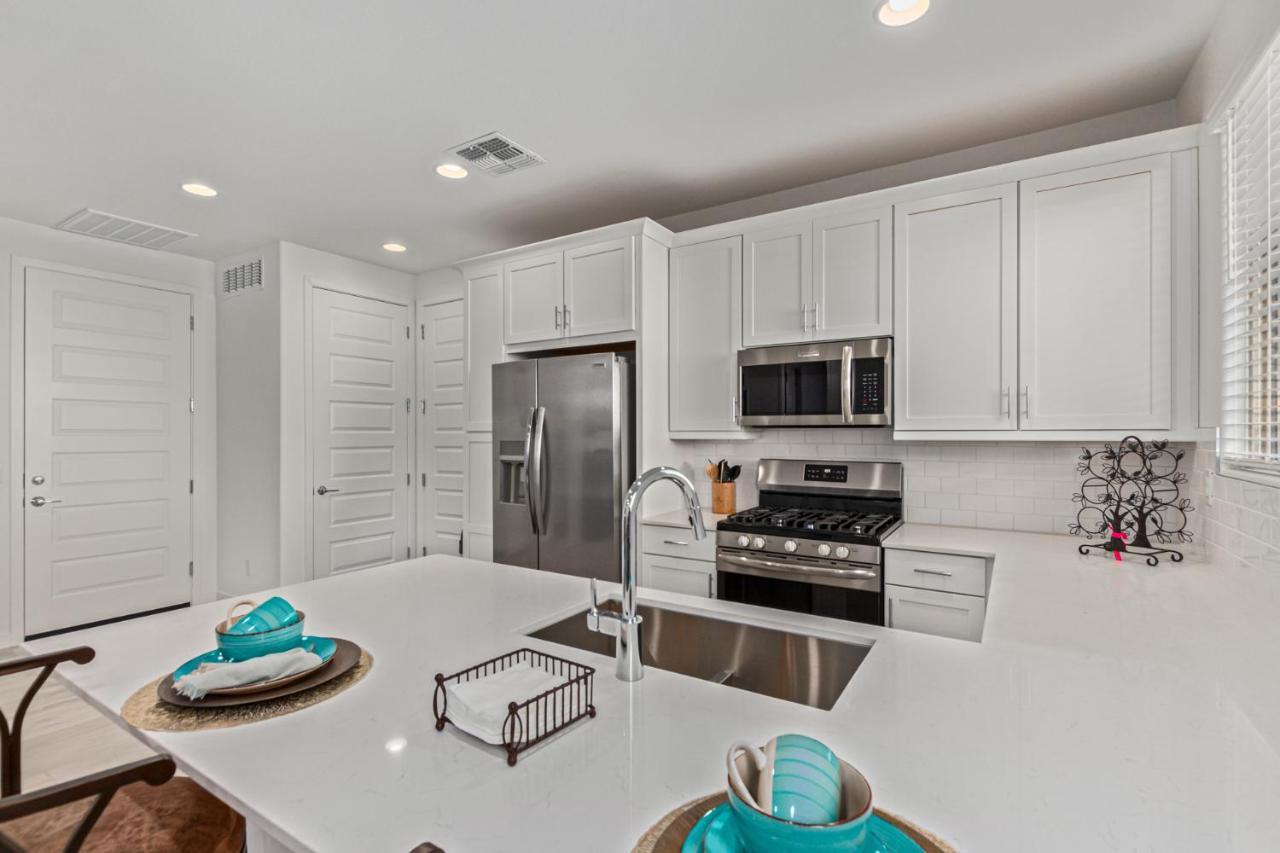 At Your Service - Modern Amenities, Urban Location, Sophisticated Style Φοίνιξ Εξωτερικό φωτογραφία